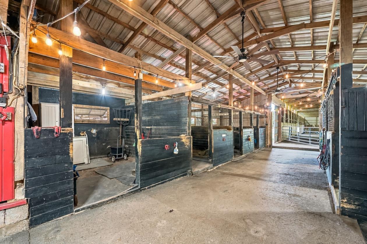10-Acre Equestrian Estate in Prime Delaware County - photo 15