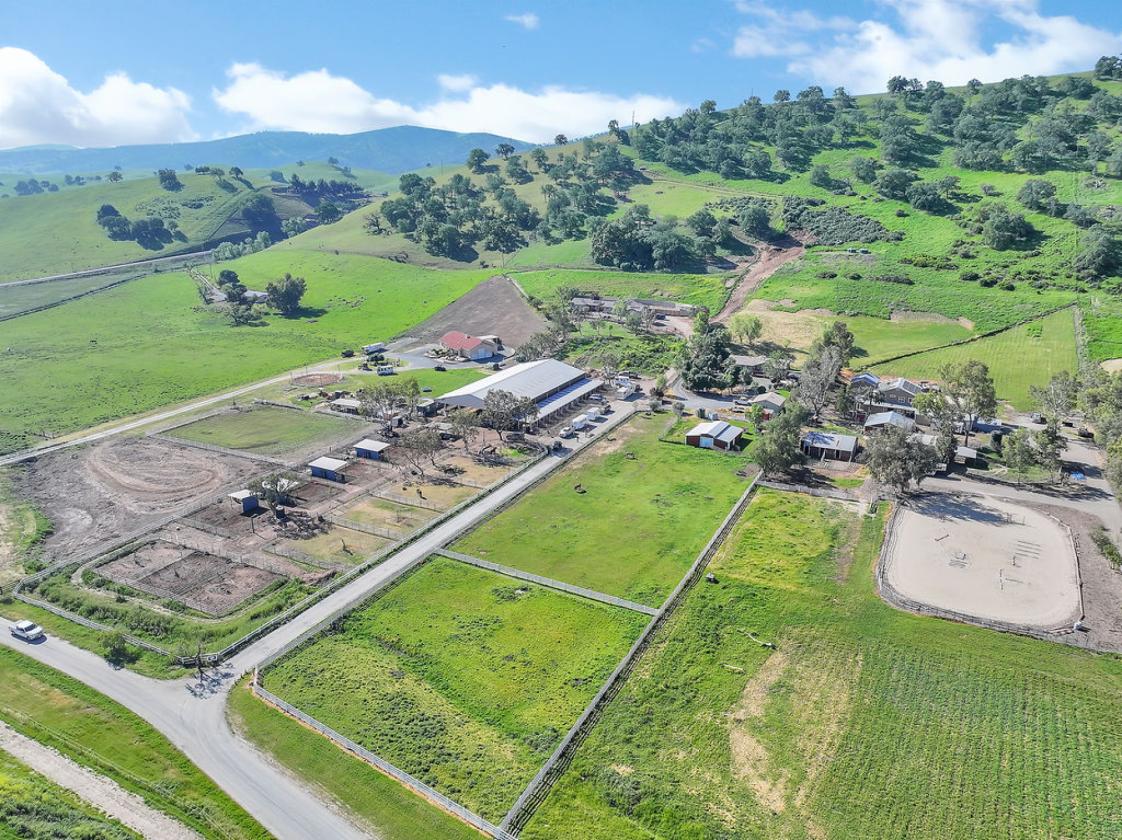 10 Acres in Briones Valley - photo 3