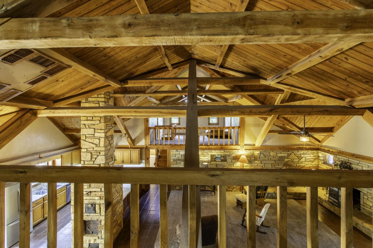 Luxury Timberframe Home with Horse Facilities - photo 27