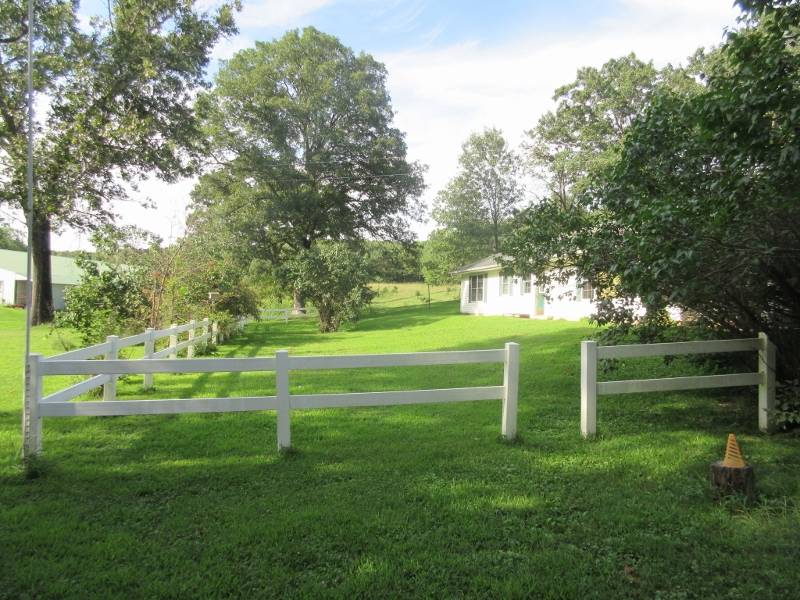 Horse property with Mark Twain National Forest on Two Borders Squires