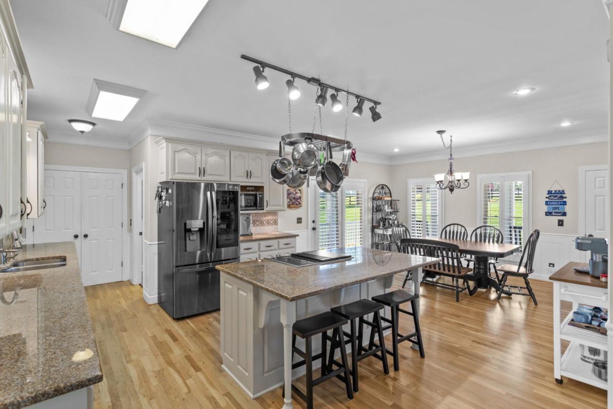 11.5+ acre Horse Farm Captures the American Dream - photo 8