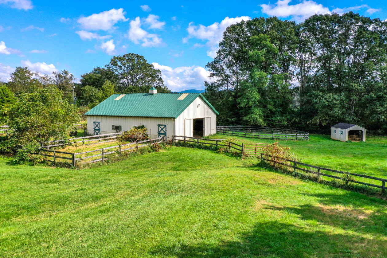 Farmette on five acres Barboursville, Albemarle County, Virginia
