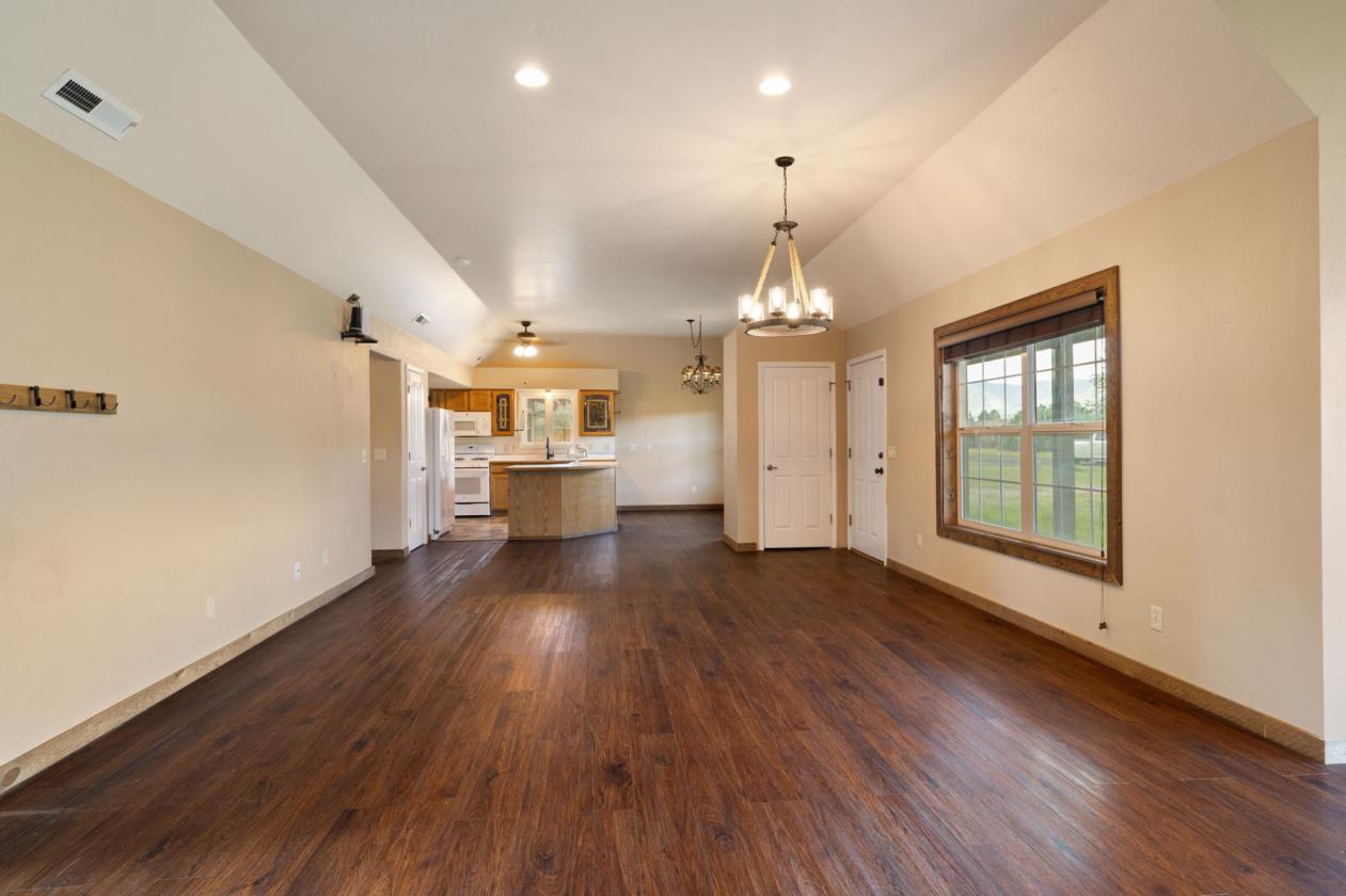 Mountain Ranchette on 1.12 Acres - photo 4