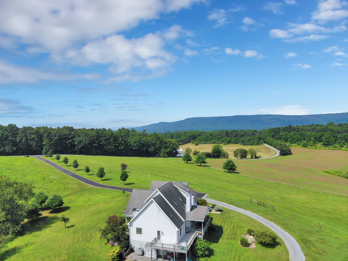 Beautiful Horse Property In South Central PA Needmore, Fulton County