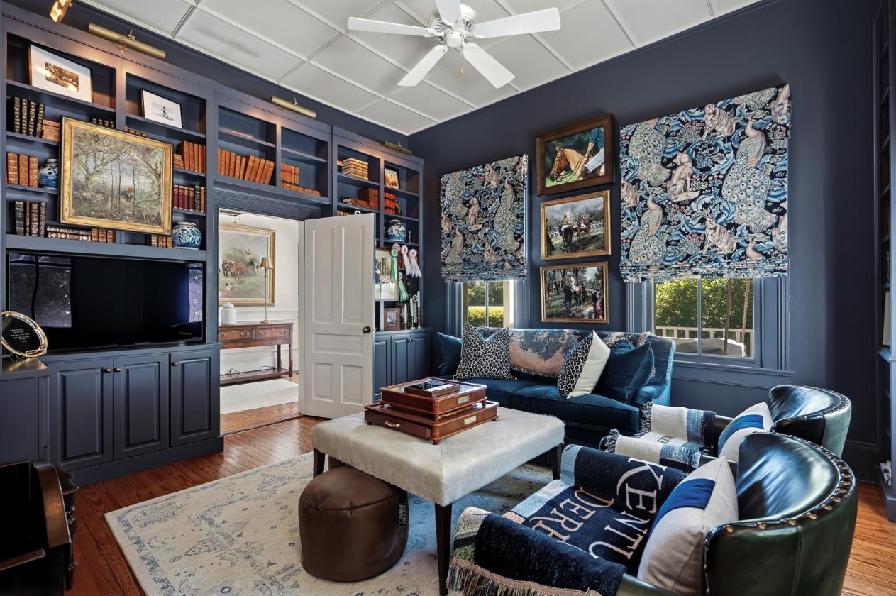 Luxury Equestrian Estate bordered by Bruce's Field - photo 9
