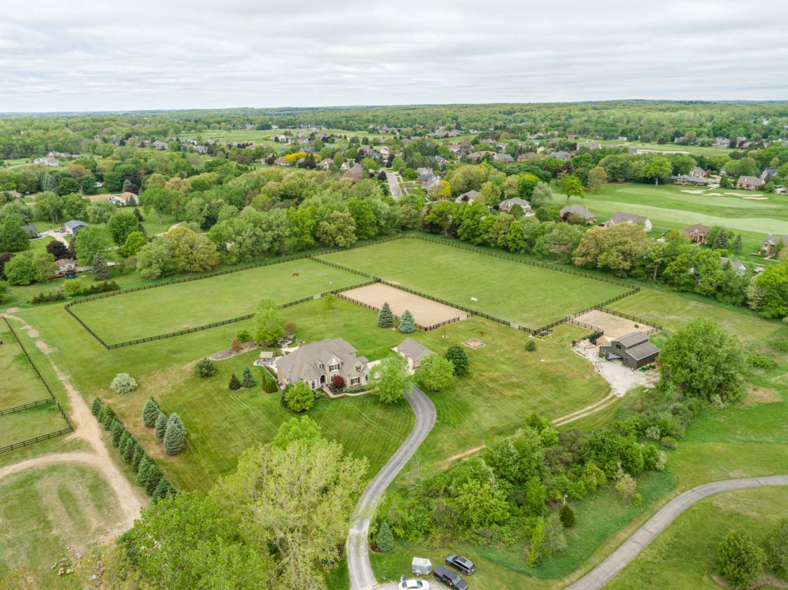 Horse Property for sale.