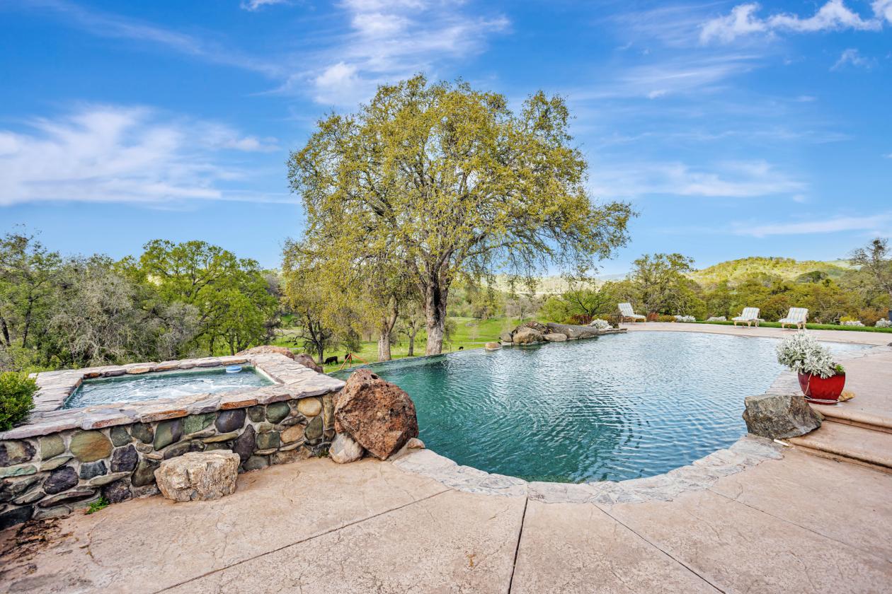 Not just a ranch but a lifestyle - photo 14