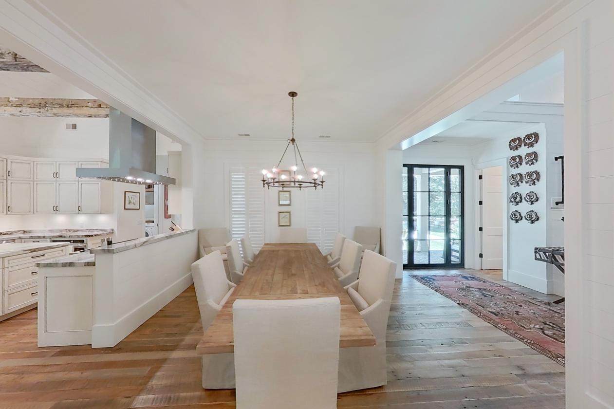 ONE-OF-A-KIND HOME IN EQUESTRIAN COMMUNITY - photo 9