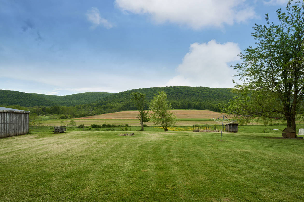 55 ACRES FARMETTE 4 BEDROOM FARMHOUSE Barn +... Bellefonte