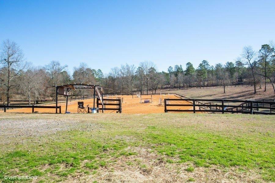 Equestrian property in Aiken. Perfect for any equestrian! Aiken