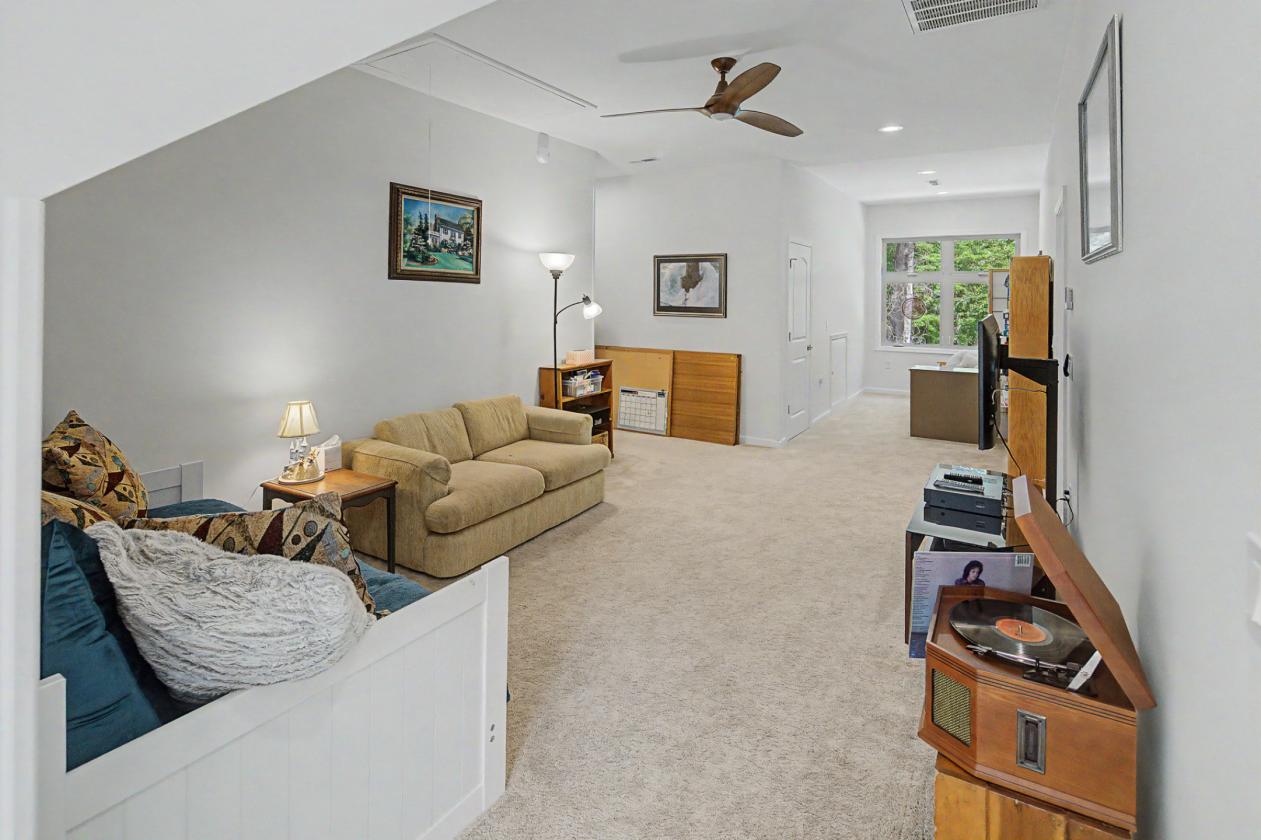 Spacious Home on 60 Acres - photo 24