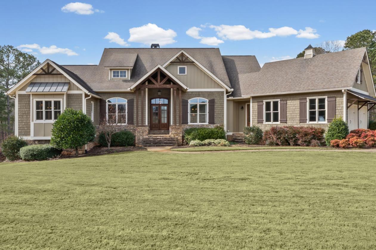 FABULOUS CUSTOM CRAFTSMANSHIP HOME ON 111+/- ACRES - photo 1