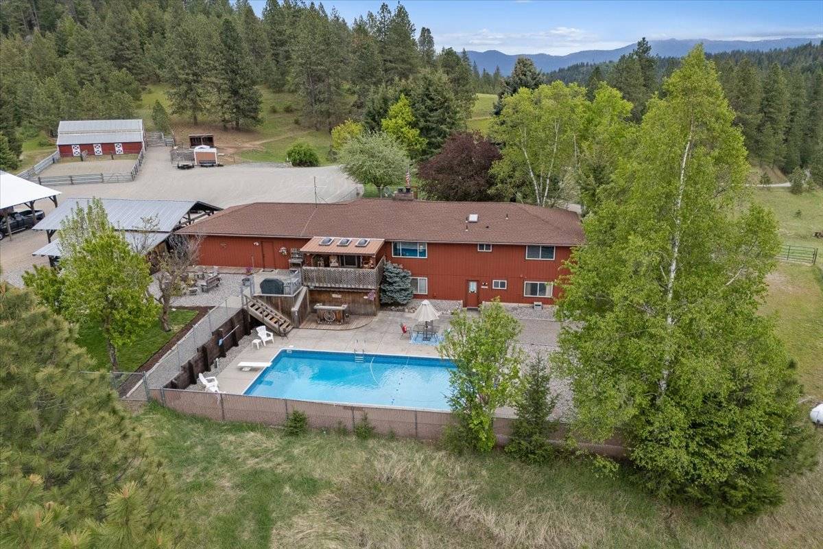 Horse Property for sale.