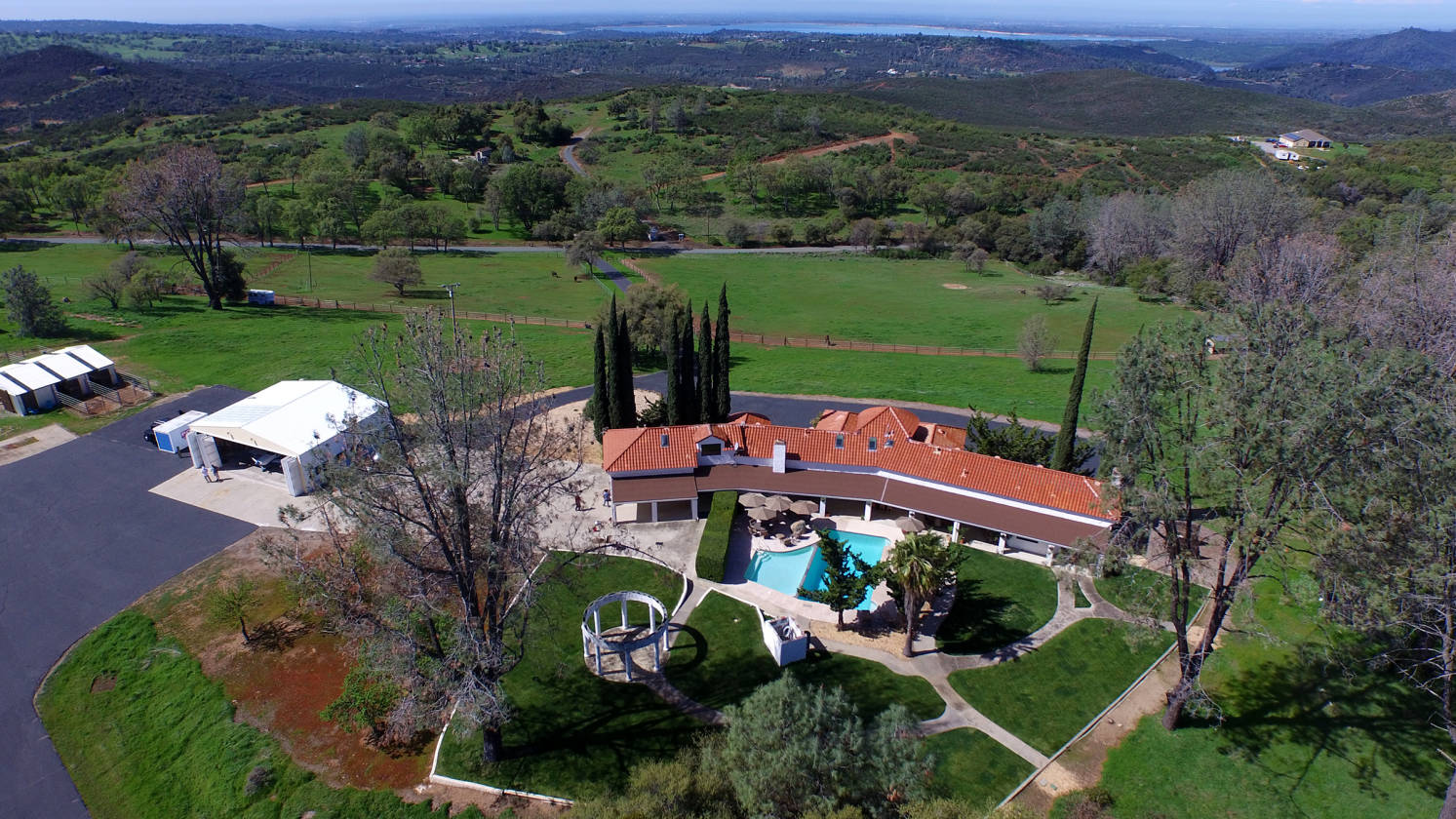 Hill Top Horse Ranch with Airstrip Rescue, El Dorado County