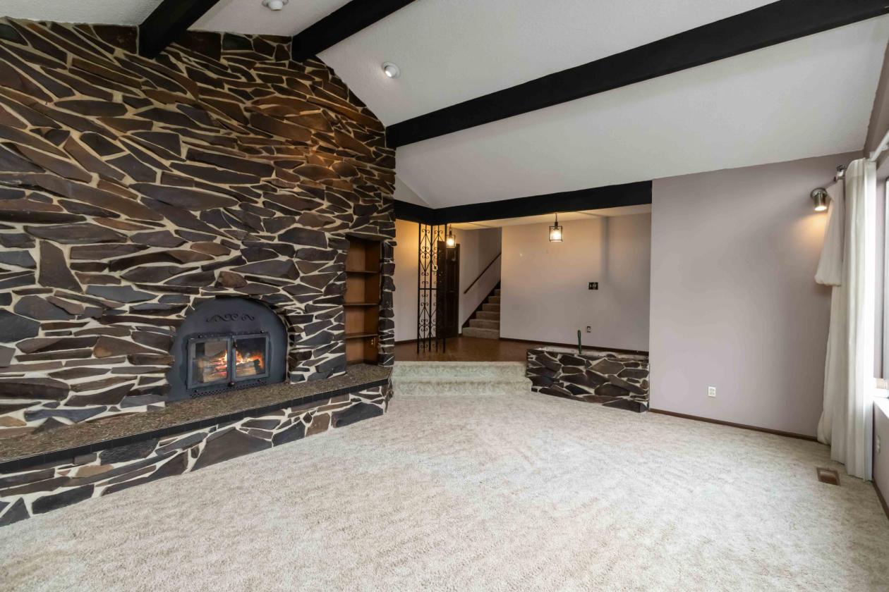 5-Acre Equestrian Retreat on Abernathy Creek - photo 6