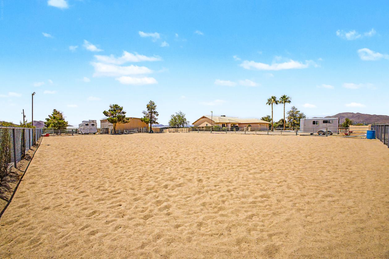 Equestrian Property in the heart of Desert Hills - photo 23