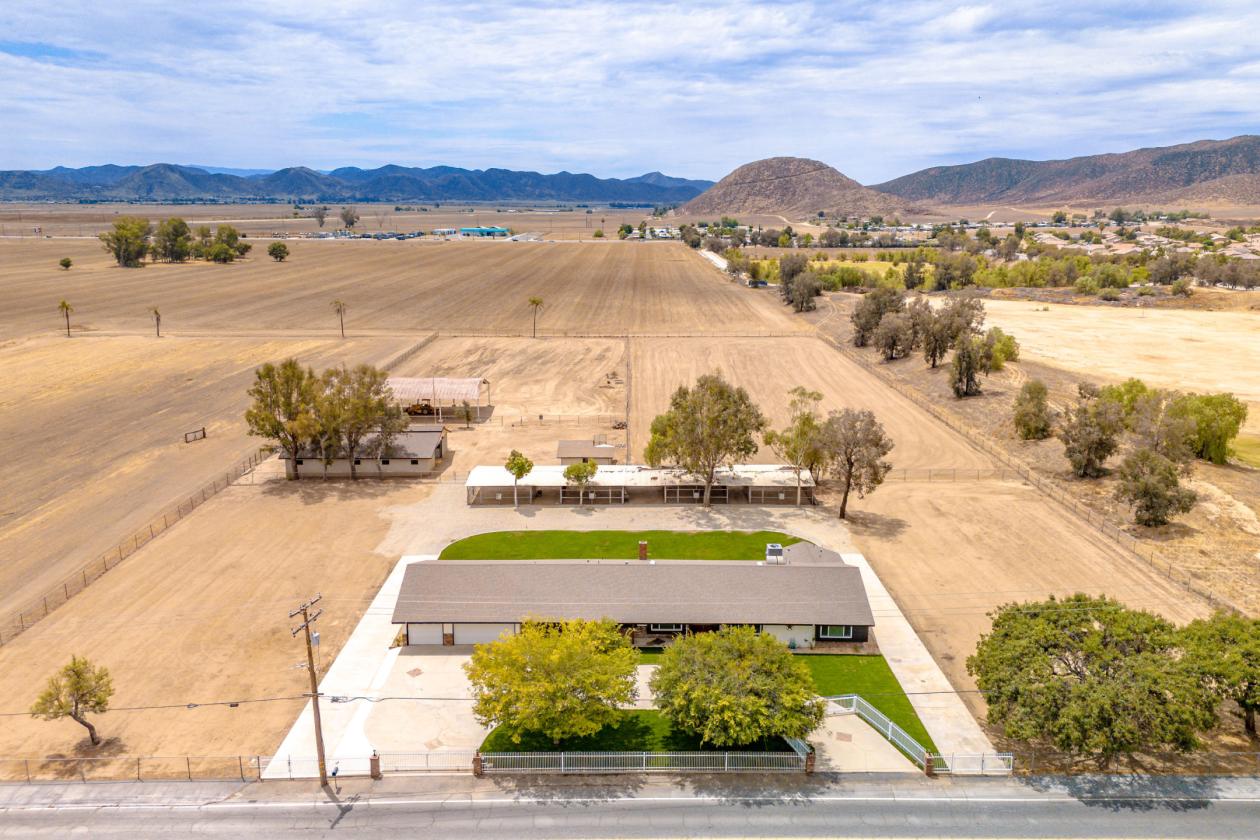 Updated Equestrian Estate with Covered Arena - photo 26