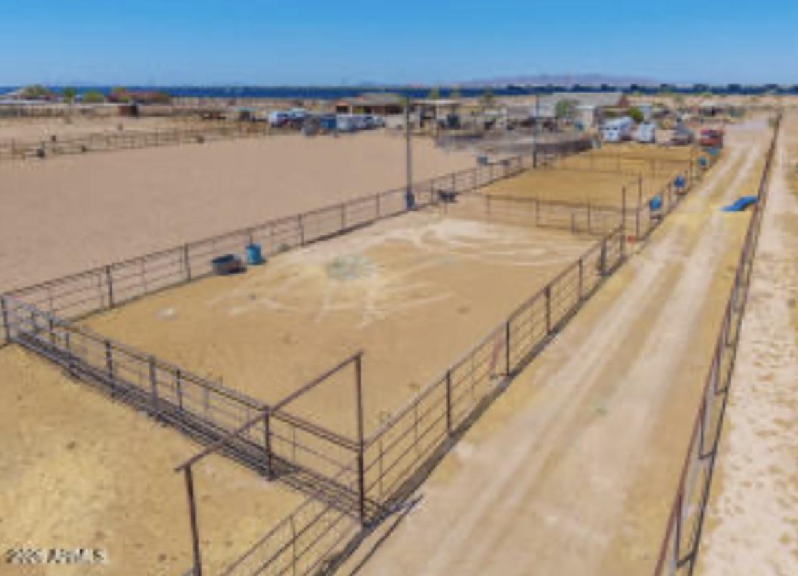 7.23 IRRIGATED ACRES, Arena, Workshop, Casita - photo 22