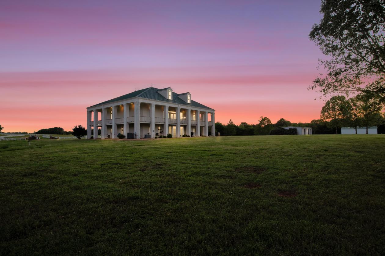 Remarkable 75-Acre West Lowndes County Estate - photo 2