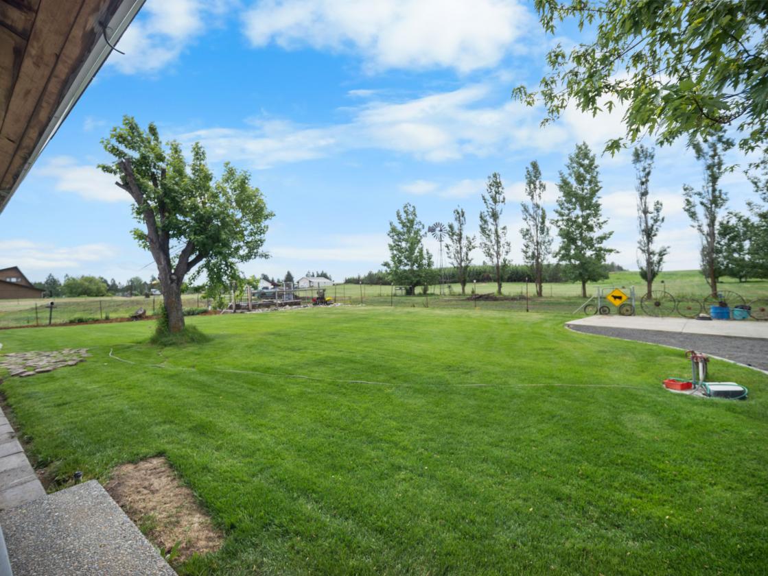 Home-Bardominium-4.85 Acres! - photo 19