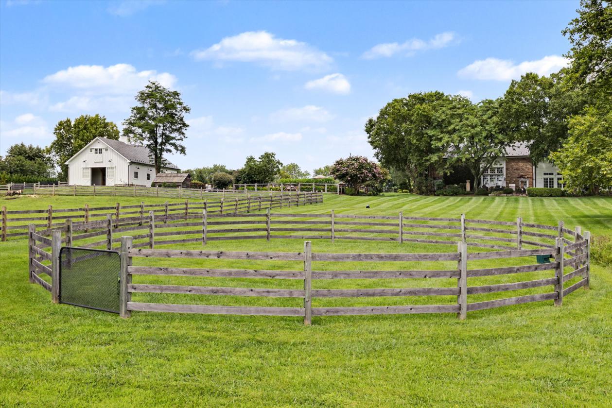 The Hart-Vorhees Farmstead - photo 27