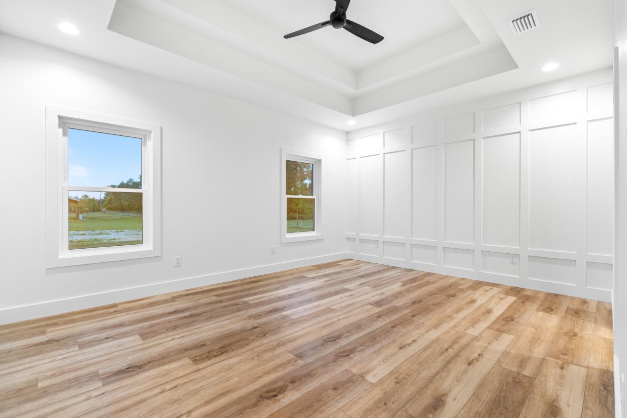 2 Acres - New Custom Home - 40X40 Barn - photo 14