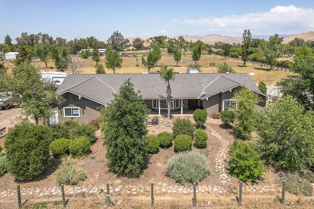 Horse Property for sale.