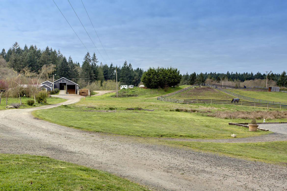 Green Hills Farm, Gig Harbor WA Gig Harbor, Pierce County, Washington Horse Properties