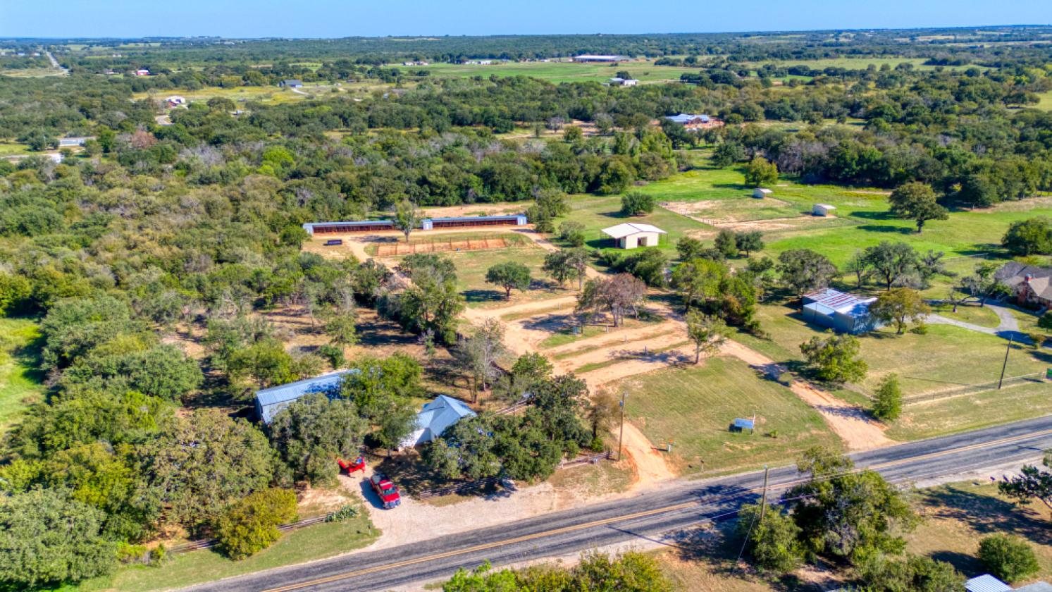 RV Park and Horse Boarding - photo 1