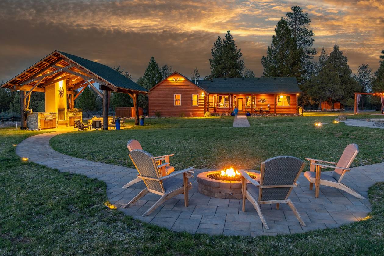 Horse Property for sale.