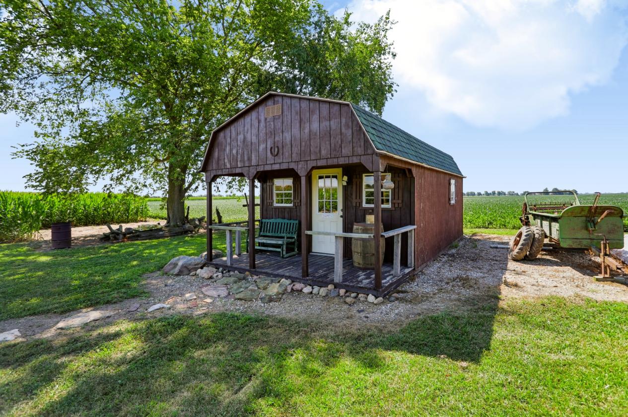 Ideal Equestrian training & boarding facility - photo 23