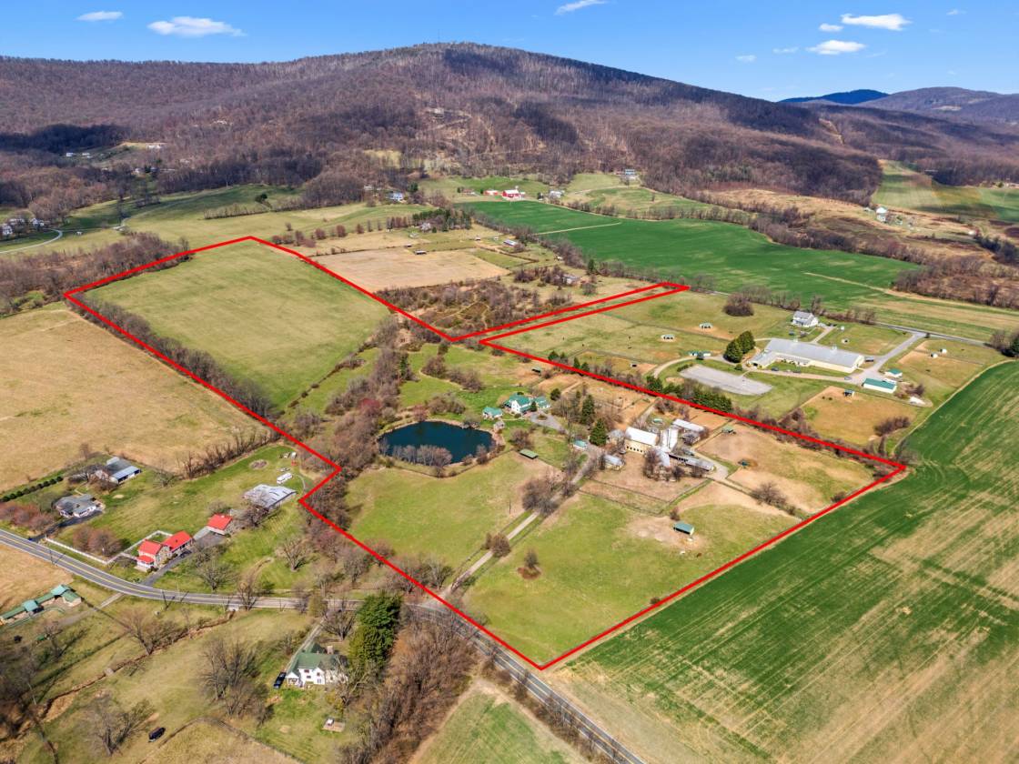 Horse Property for sale.