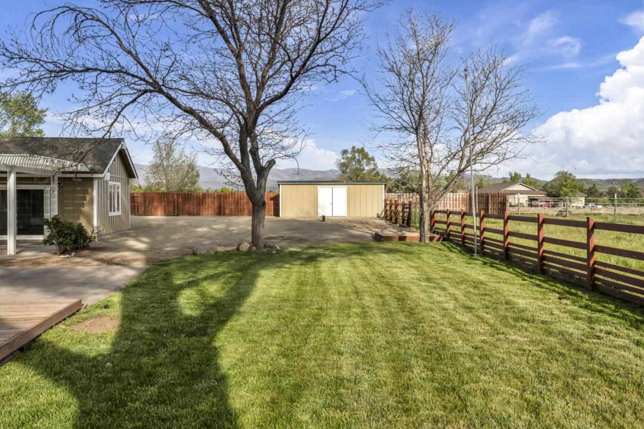1.5 MILLION DOLLAR REMODELED HORSE ESTATE - photo 9