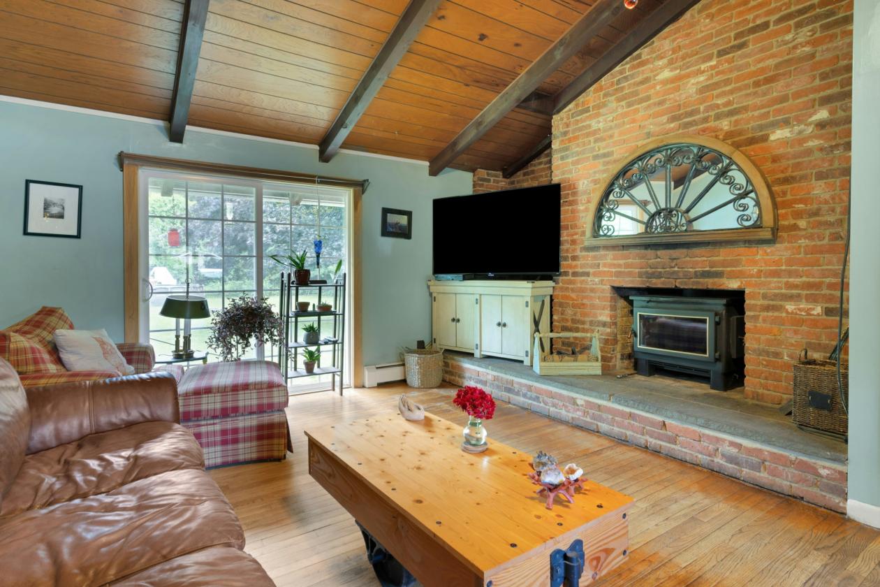 Income-Producing Equestrian Retreat! - photo 6