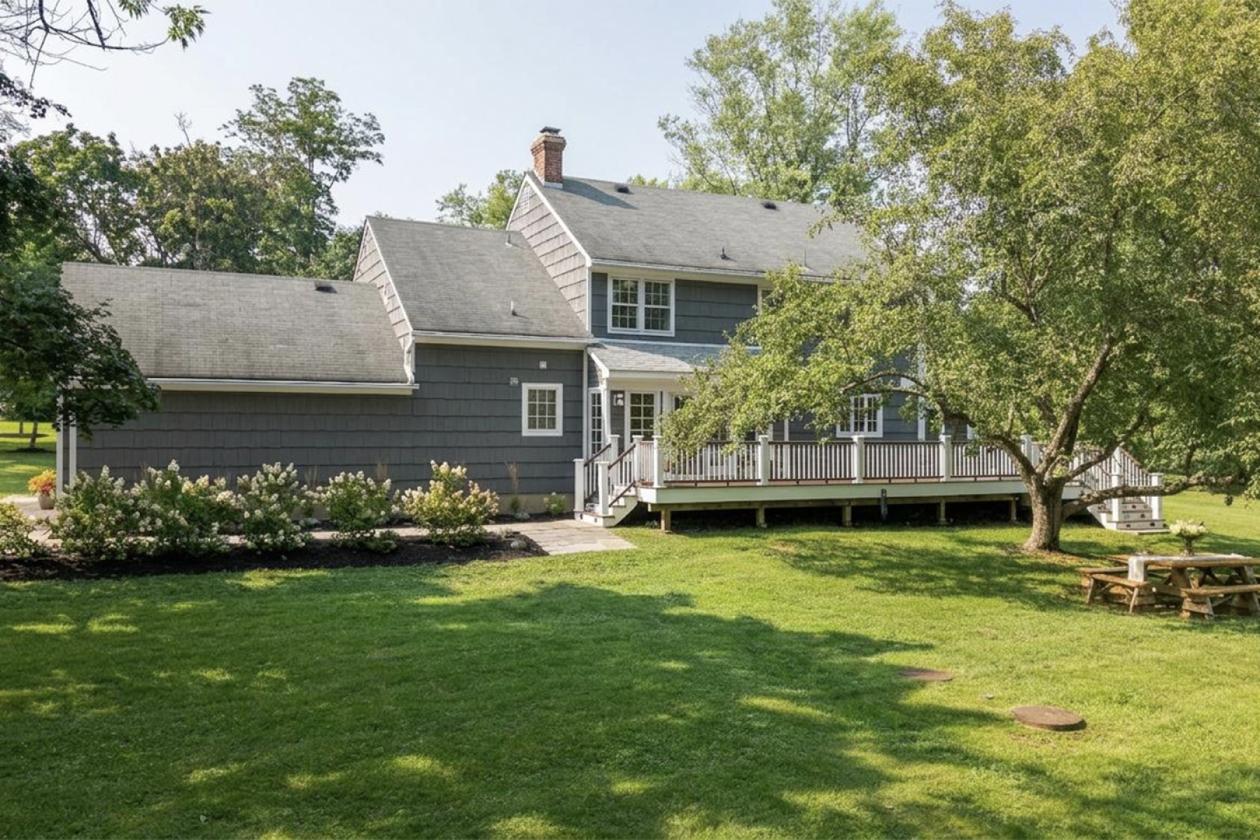 Tewksbury Hobby Farm in Upscale Rural Setting - photo 28