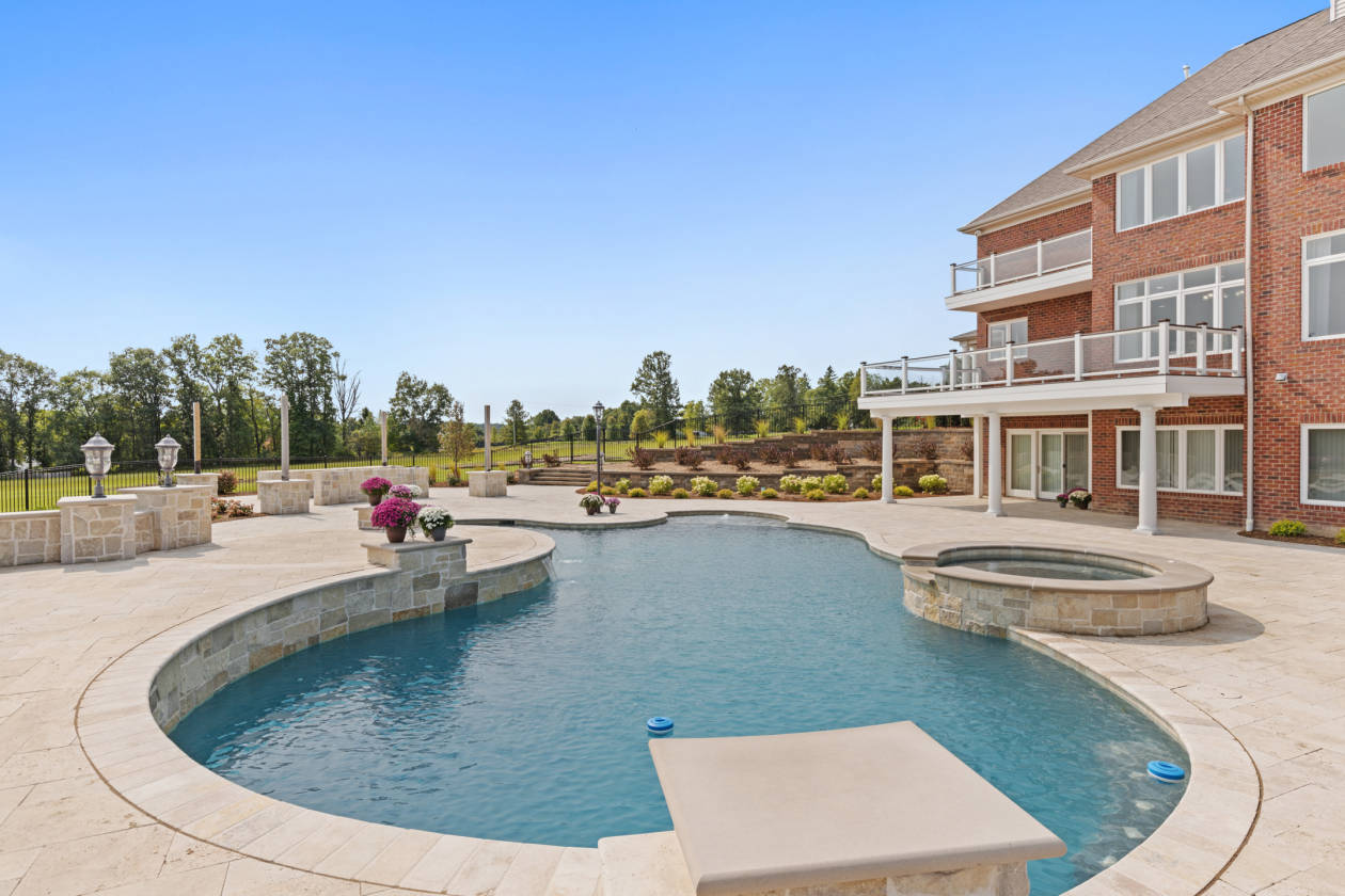 Horse farm For Sale Metamora, Lapeer County, Michigan