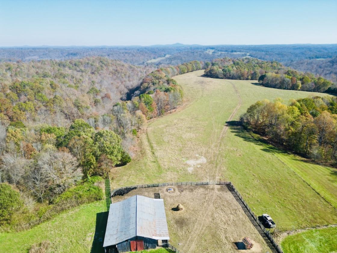 252 ACRES M/L NEAR LAKE CUMBERLAND - photo 2