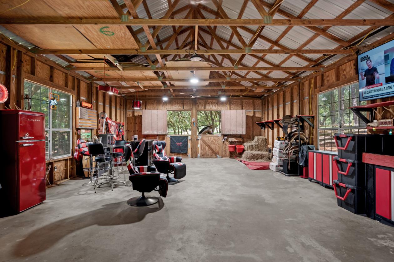 Coastal AL - French Country Estate 10+ Acres & Horses - photo 27