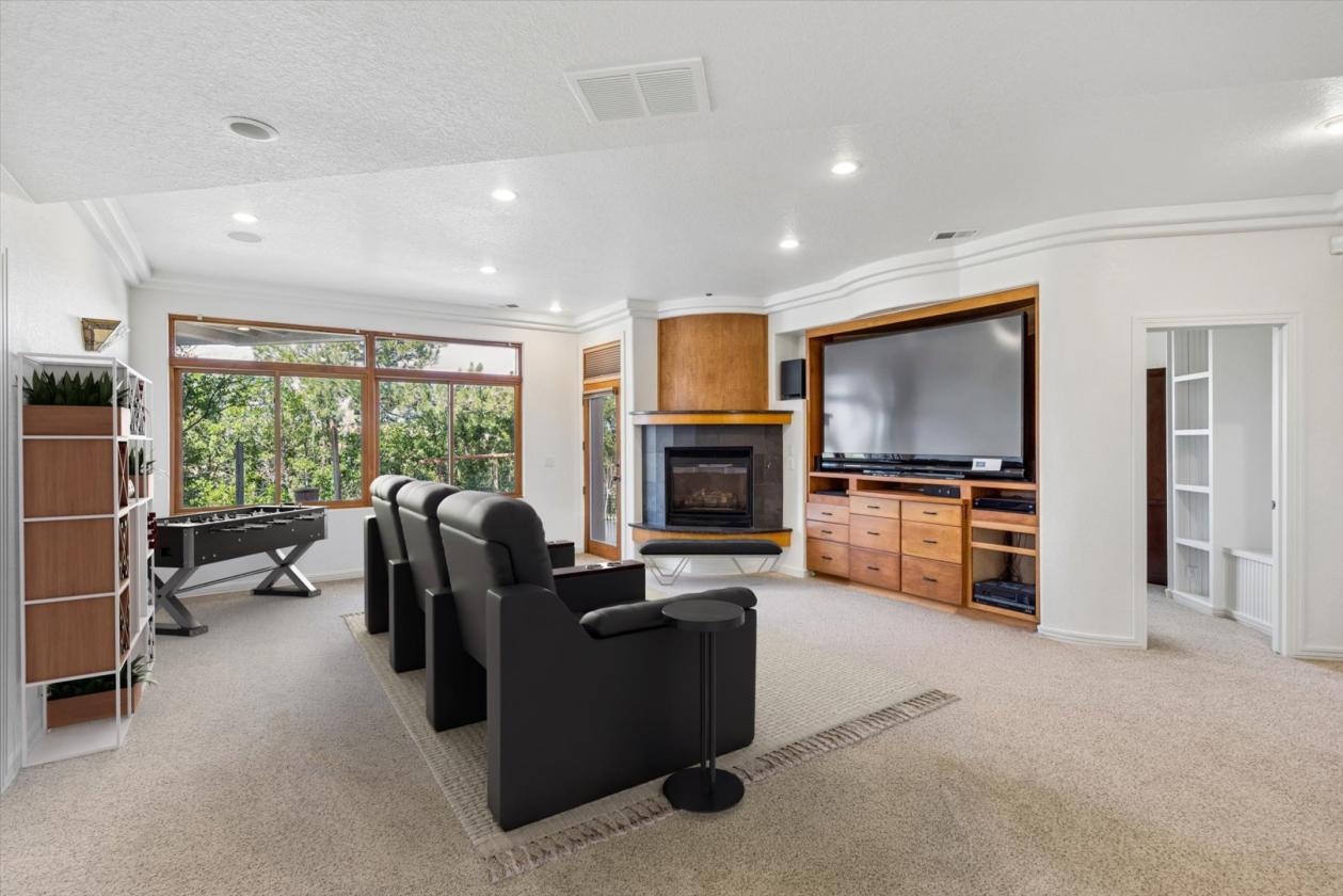 Private oasis on 15 acres 10 minutes from town - photo 18