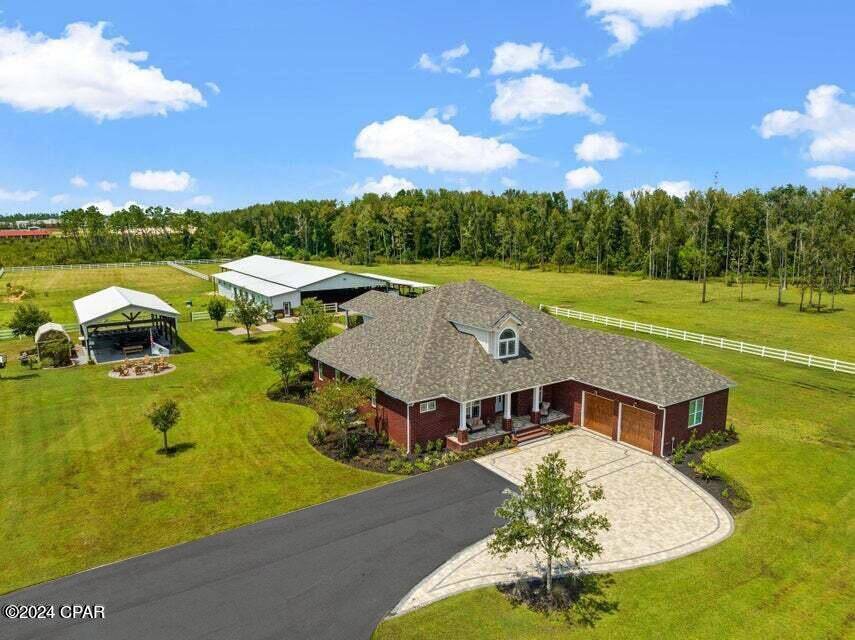 Horse Property for sale.