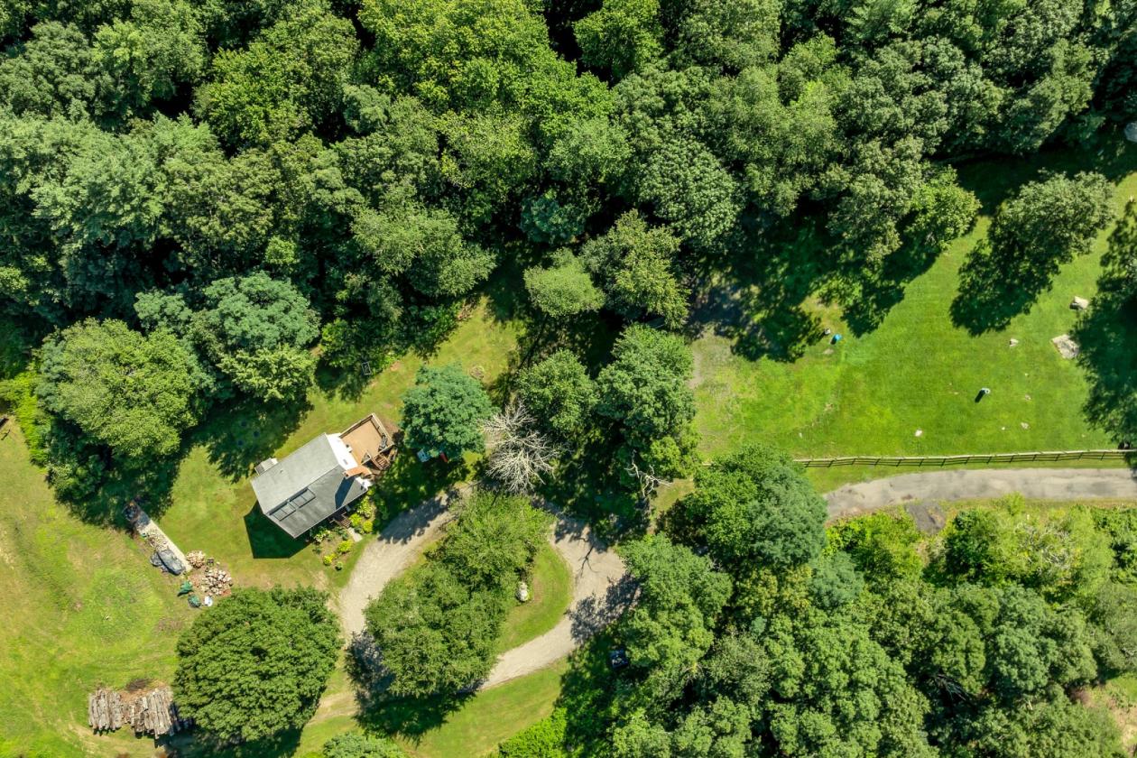 Serene 7.74 Acre Equestrian/Hobby Farm! - photo 5