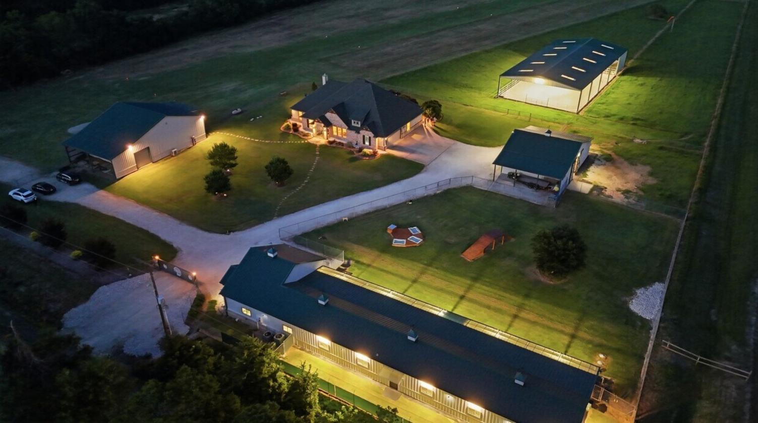Private Horse Property - photo 2