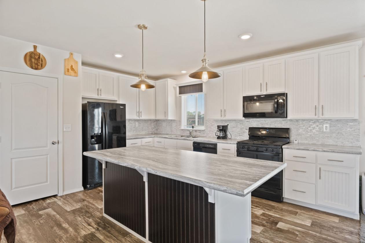 Ready For Horses ~  Turn Key Equestrian Property - photo 9