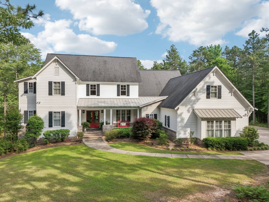 Horse Property for sale.