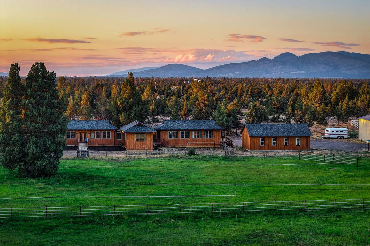 Incredible Horse Property on 20 Acres - photo 1