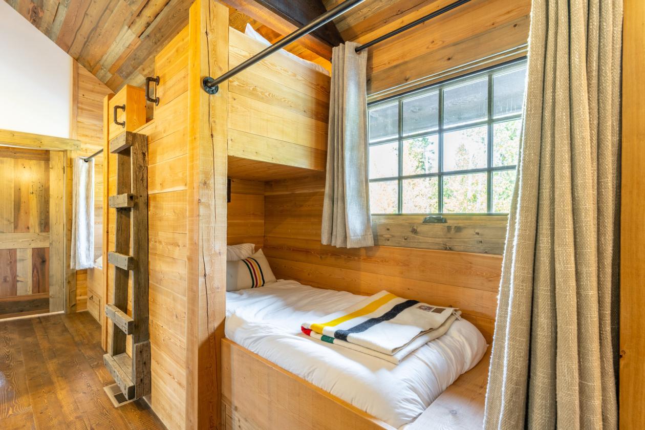 Luxury living & equestrian amenities! - photo 5