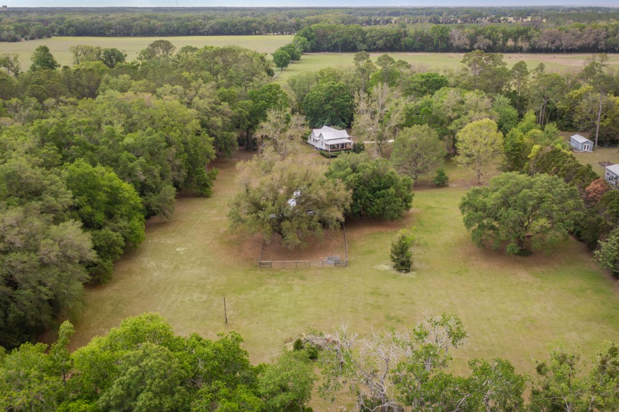 Farmhouse on 5 Acres with Horse Barn - photo 16