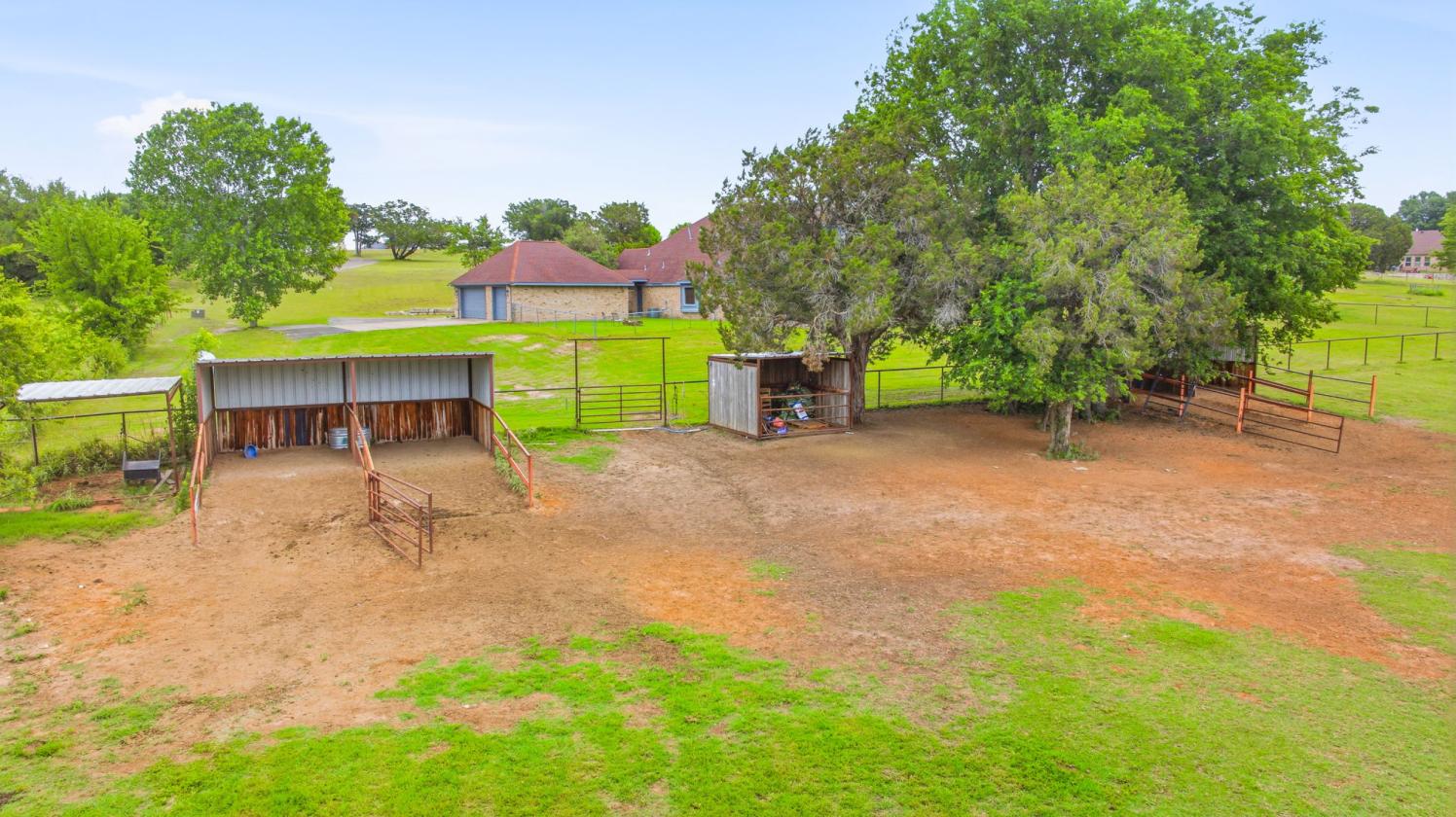 Luxury Home & Horse Property | Granbury - photo 5