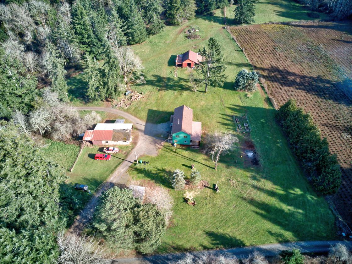 Getting harder to find 25 Acres with 2 creeks - photo 1