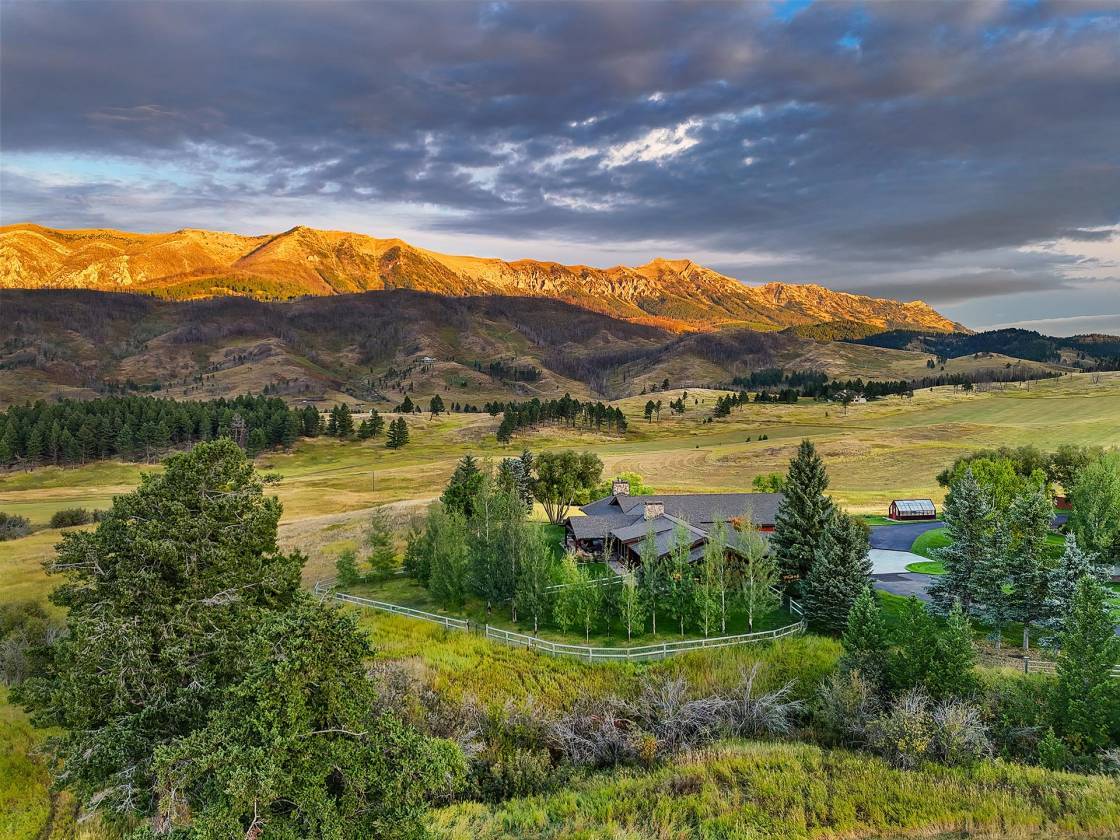 Horse Property for sale.